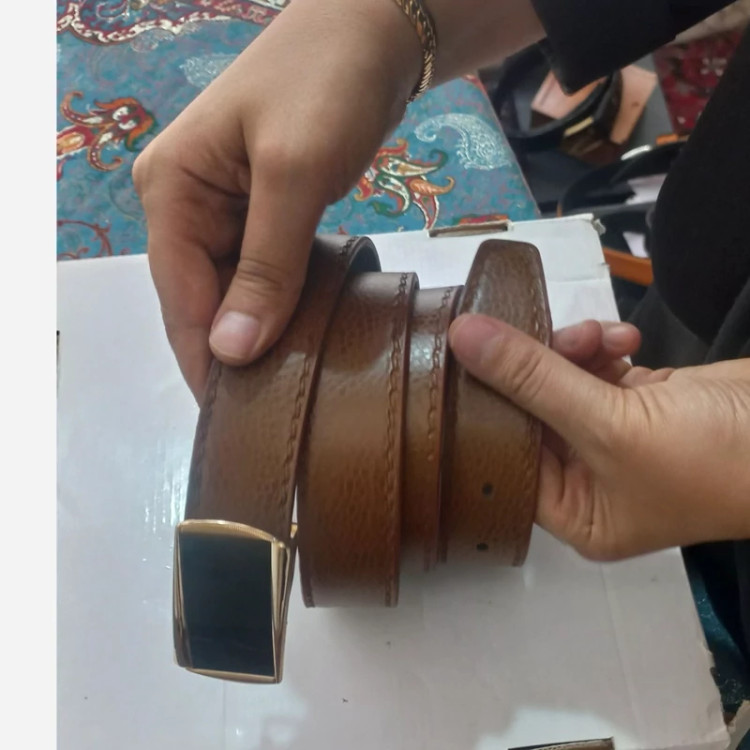 کمربند قهوه ای رنگ جنس چرم مصنوعی تک عددی