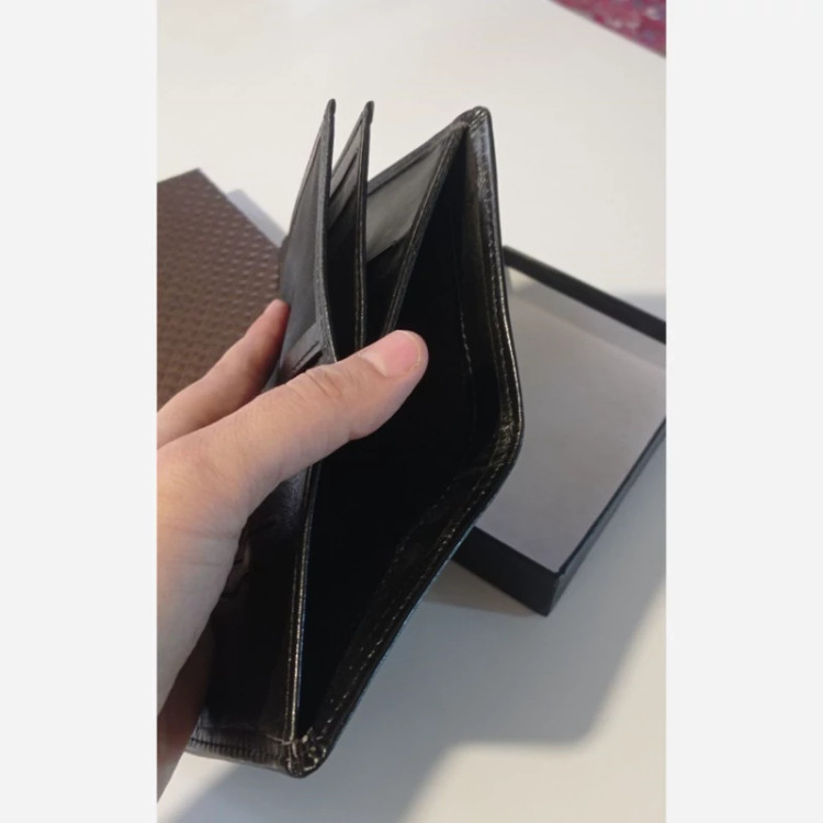 کیف پول جیبی مردانه جنس چرم گاوی طبیعی رنگ مشکی