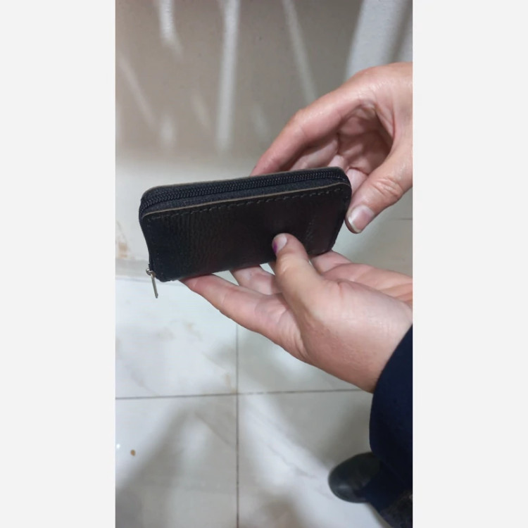 جا کارتی زیپ دار مشکی رنگ چرم طبیعی گاوی