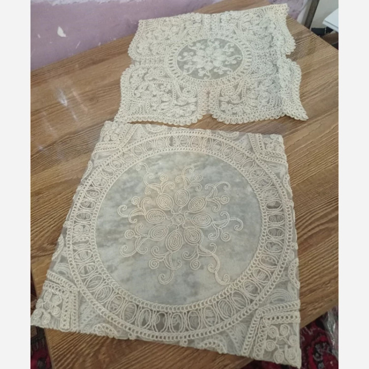 رومیزی قشنگ سه تیکه جنس دانتل بسته یک عددی