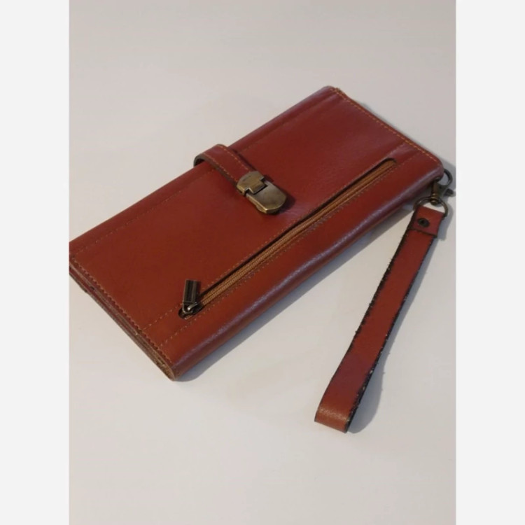 کیف پول دستی مردانه دکمه آهنربایی جادار زیبا جنس چرم گاوی طبیعی رنگ عسلی سه لت