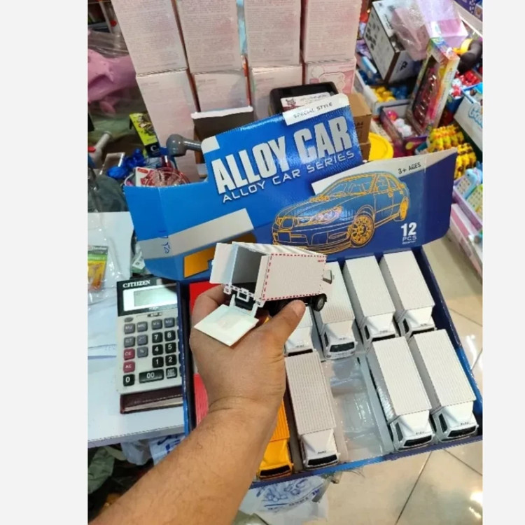 اسباب بازی ماشین فلزی ایسوز