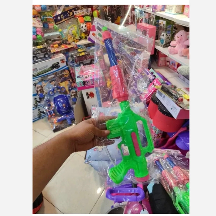 اسباب بازی آب پاش نوشابه ای